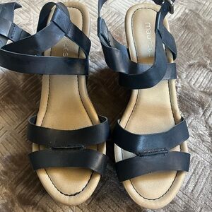 Maurices Navy Blue Sandals